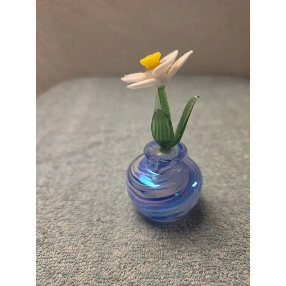 Hand Blown Art Glass Miniature Daffodil Flower Swirl Vase Lampwork Sculpture 4
